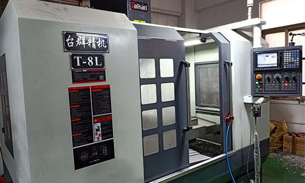 自(zì)動移印機(jī)使用過程中需要注意的事(shì)項